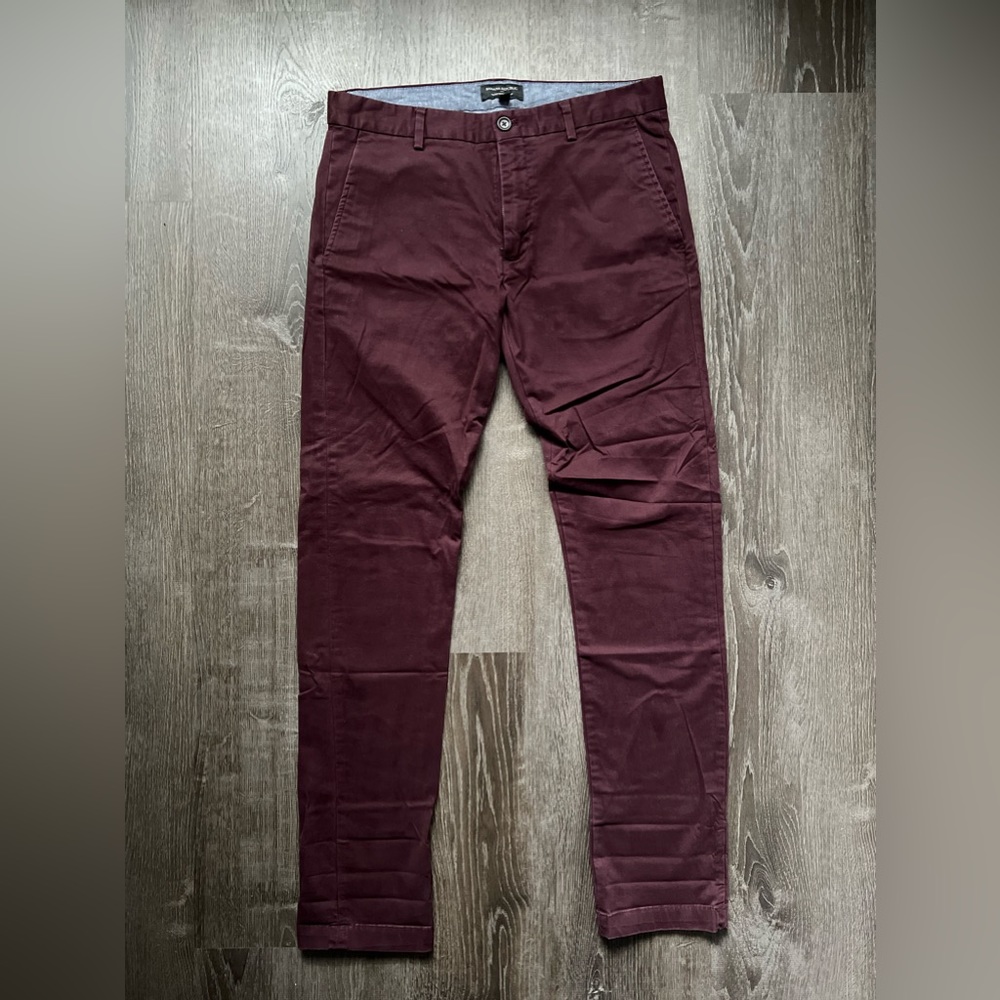 Banana Republic - Men’s - 33x34 - Excellent Cond - Maroon Fulton Skinny Chinos